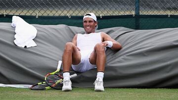 Nadal, contra el escudo y el saque del checo Jiri Vesely