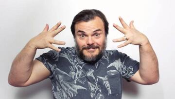 Jack Black muere y resucita en el twitter de Tenacious D.
 Facebook @Jack Black