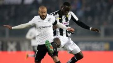 Andr&eacute; Andr&eacute;, en un partido con el Vitoria Guimaraes.