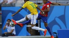 Alexis: "Los partidos con Brasil siempre son emocionantes"