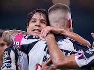 Sergio Ramos celebrates his goal 1-1 with Oliver Torres of Monterrey during the 13th round match between Monterrey and Pumas UNAM as part of the Liga BBVA MX, Torneo Apertura 2025 at BBVA Bancomer Stadium, on October 18, 2025 in Monterrey, Nuevo Leon, Mexico.