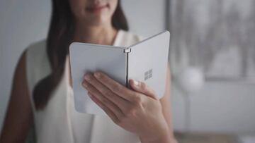 Microsoft Duo podría tener un módulo con cámara