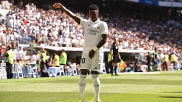 MADRID, SPAIN - SEPTEMBER 03: Vinicius Junior of Real Madrid celebrates after scoring their team's opening goal during the LaLiga Santander match between Real Madrid CF and Real Betis at Estadio Santiago Bernabeu on September 03, 2022 in Madrid, Spain. (Photo by Denis Doyle/Getty Images)