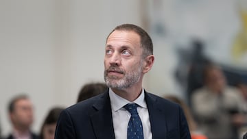(Foto de ARCHIVO)
El presidente de Adif, Ángel Contreras Marín, durante la rueda de prensa para abordar la situación generada por los graves actos vandálicos sufridos ayer en la red de Rodalies de Cataluña. El presidente de Renfe, Raül Blanco, y el presidente de Adif, Ángel Contreras, acompañarán al ministro durante la intervención, que tendrá lugar a las 17.30 horas en la sede del Ministerio de Transportes y Movilidad Sostenible en Madrid. El acto se emitirá por streaming.
Diego Radamés / Europa Press
13/05/2024