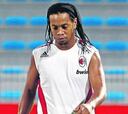 Ancelotti manda al banco a Ronaldinho