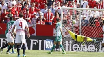 Coke anotó el segundo tanto del Sevilla.