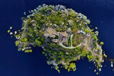 A la venta una isla con un castillo a tan solo una hora de Madrid