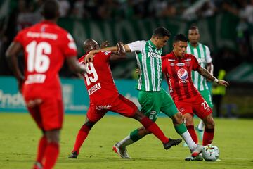 Atlético Nacional ante América de Cali en el Atanasio Girardot por la jornada 15 de la Liga BetPlay.