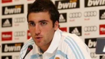 Higuaín: "Cuando se está fuera y no dentro es fácil largar"