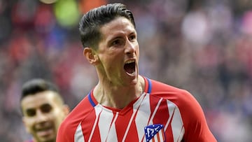Fernando Torres celebra su gol a Las Palmas.
GOL ATLETICO DE MADRID 2 - 0
FERNANDO TORRES