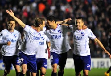 Nacional de Uruguay conquistó tres Copas Libertadores hasta la fecha (1971, 1980 y 1988). El Bolso compartirá el sector 2 con Palmeiras, Rosario Central y el ganador del repechaje entre el River Plate de su país y Universidad de Chile.