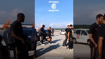 Inter mostró la intimidad del viaje de Alexis a Cagliari