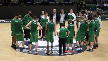 12/02/20 COPA DEL REY DE BALONCESTO ENTRENAMIENTO UNICAJA DE MALAGA LUIS CASIMIRO CHARLA CIRCULO CENTRAL