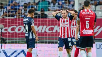 Jesús Angulo se lamenta después de fallar