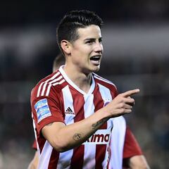 Míchel cuida a James y lo deja fuera del juego de Copa