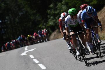 Peter Sagan se impuso en la quinta etapa del Tour de Francia tras vencer en  el esprint final. El colombiano Rigoberto Urán cayó un puesto en la general. La próxima etapa será en montaña entre Mulhouse y La Planche des Belles Filles