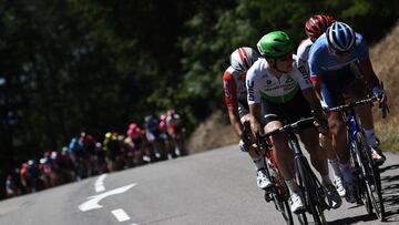 Escapada del pelotón de cuatro ciclistas en la quinta etapa del Tour de Francia 2024