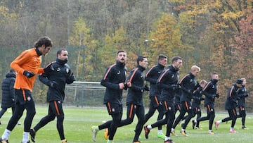 El Shakhtar, durante el entrenamiento previo al partido.