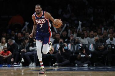 76ers withstand Bulls pressure as Durant leads Nets against Atlanta