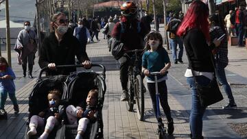 Curva y mapa de casos, contagios y muertes por región en Chile, hoy, 12 de agosto