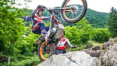 Toni Bou, con la Montesa Honda en el TrialGP de Italia.