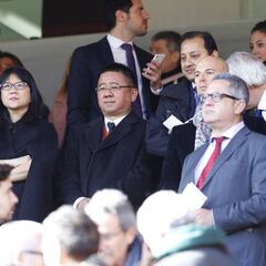 Layhoon regresa con
un extintor en la maleta