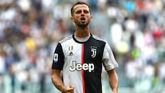 Barcelona, Juventus close to four-player exchange deal - transfer talk