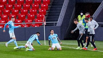 Hugo Mallo celebra el primer gol del Celta ante el Athletic con Brais M&eacute;ndez, Iago Aspas, Jose Font&aacute;n y Jorge S&aacute;enz.
 