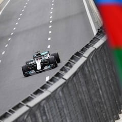 Resumen de la carrera del GP de Azerbaiyán F1 en Bakú