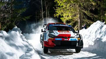 Kalle Rovanperä con el Toyota durante el Rally de Suecia.