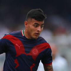 Alexis Vega se dice arrepentido y promete no fallarle a Chivas