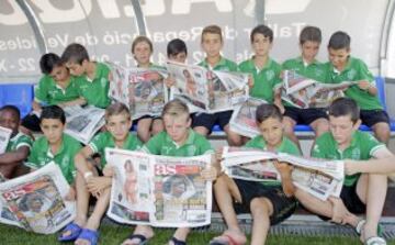 Partido de la final de los Benjamines entre el Elche y el Espanyol. 