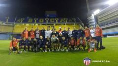 Con Teo, el Junior reconoció el campo de La Bombonera