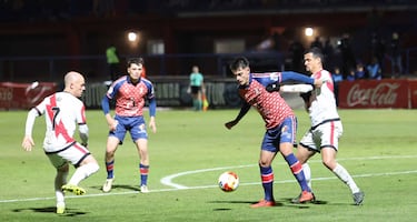 Dos goles milagrosos salvan al Rayo