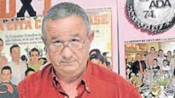 <b>APOYOS PARA EL EQUIPO GRANADINO. </b>La Federación Andaluza también está con el Granada 74.