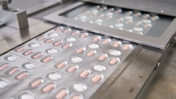 Advierten de graves efectos de la píldora de Pfizer.