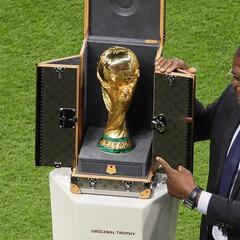 Así es el baúl de Louis Vuitton que transporta la Copa del Mundo