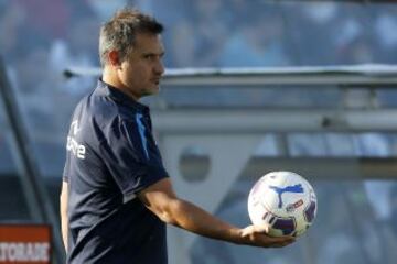 Fernando Vergara, técnico de San Marcos, en el duelo ante Colo Colo.