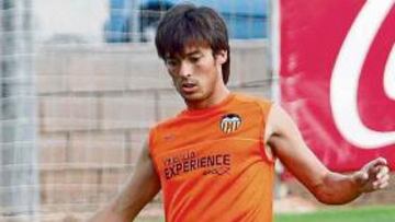 <b>SE QUEDA EN CASA. </b>El internacional David Silva verá cumplido su sueño y continuará en el Valencia durante cinco temporadas.