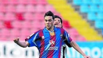<b>GRAN FUTURO. </b>Vicente Iborra es uno de los jugadores que más ha progresado en un año en el Levante.