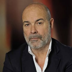 Antonio Resines, en la UCI por COVID, con dos dosis de vacuna