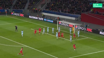 Pero Thomas, ¿cómo es posible? El gol en propia puerta que se ha convertido en GIF al instante