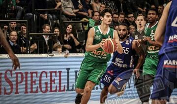 Fue formado en la UC y en la última temporada alcanzó notoriedad en el básquetbol de Alemania. Juega en Römerstrom Gladiators Trier.