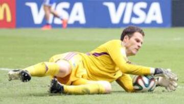 Begovic, frente a Brasil durante el Mundial.