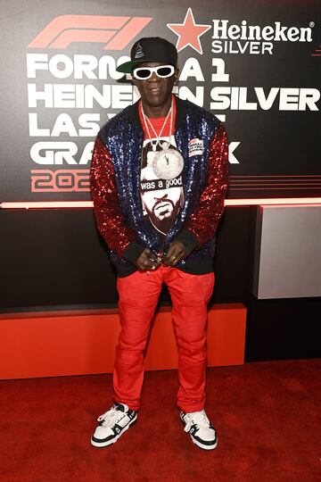 Flavor Flav, componente del grupo estadounidense de hip hop Public Enemy.