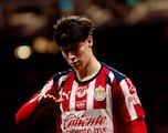 Hat-Trick ante Atlas y abandona el campo con el opening de Dragon Ball Z