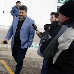 Bragarnik: "Benedetto y Bou son nuestros socios en el Elche"