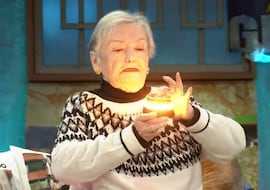 El debate de la baliza V-16 llega a ‘La Revuelta’: un colaborador clave de Broncano se niega a comprarla