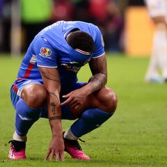 Carlos Hermosillo culpa a la directiva del Cruz Azul por el mal inicio