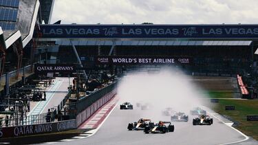 Salida en el circuito del condado de Northamptonshire del Gran Premio de Gran Bretaña de F1.